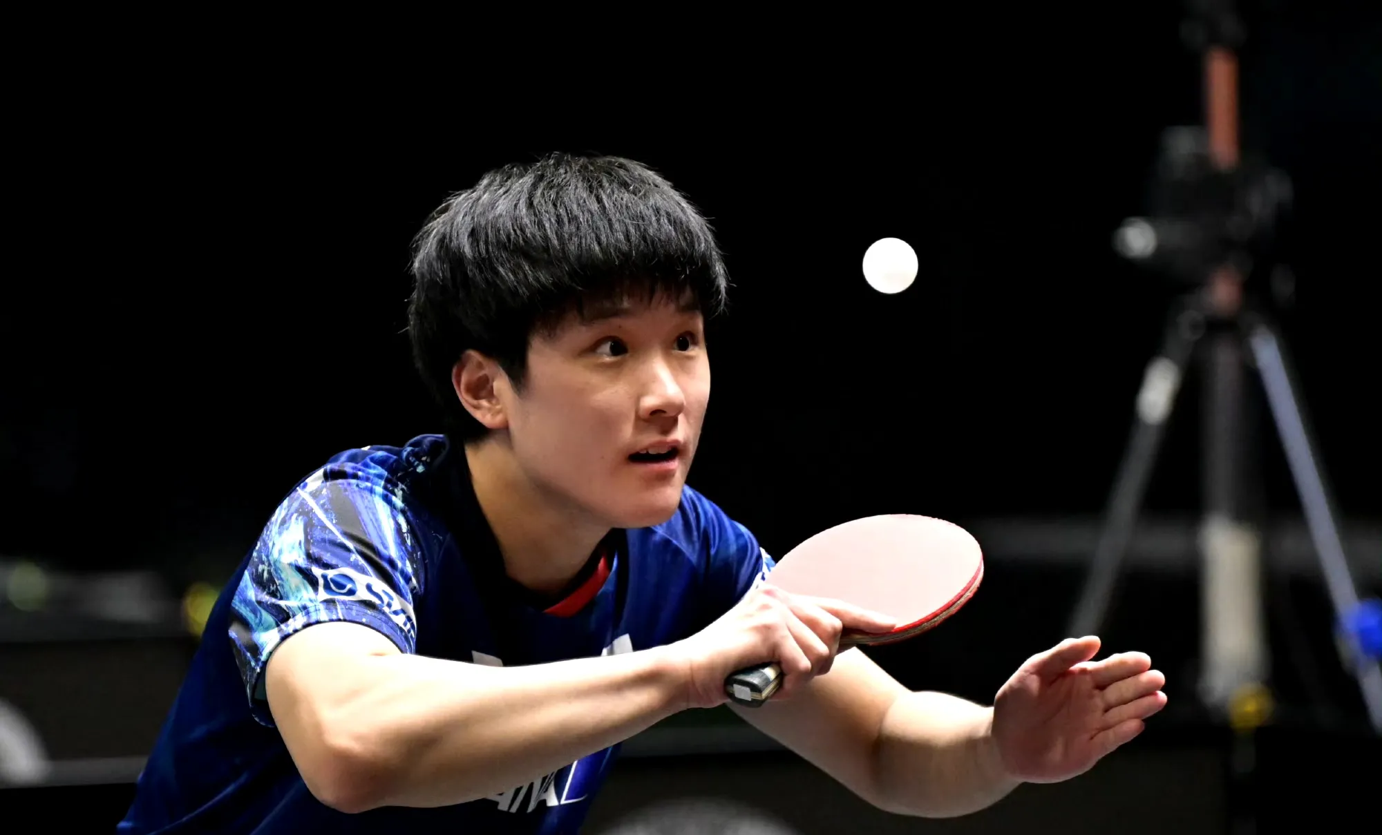 雷加利斯特豪取三分,战胜宿敌 雷加利斯特豪取三分,战胜宿敌