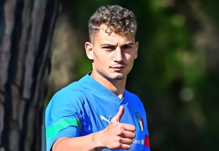 2021年6月15日：国际米兰签下意大利中场95后新星，将重新登陆意甲舞台的简单介绍