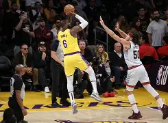 掘金完胜奇才，西蒙斯关键制胜