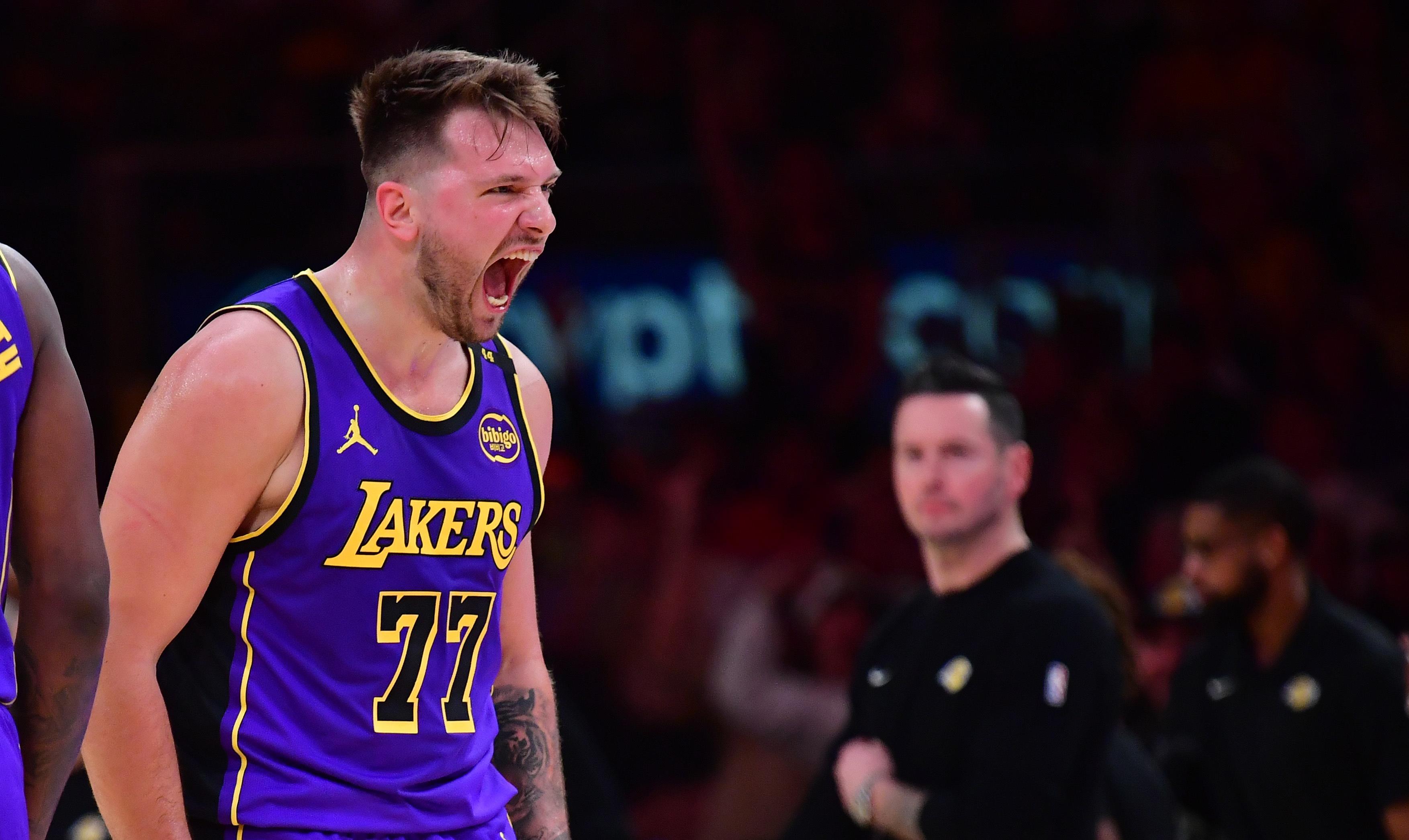 火箭力克雄鹿，灰熊惜败独行侠