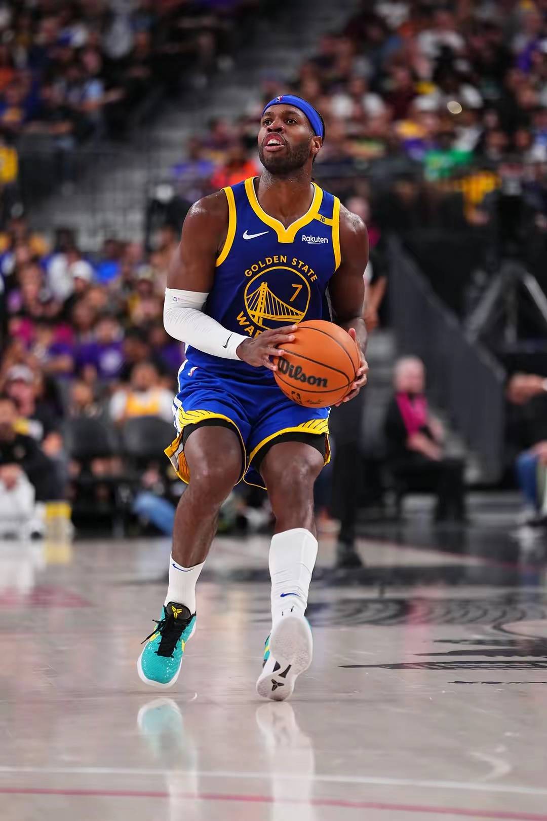 勇士力克森林狼，鹈鹕完成主场三连胜