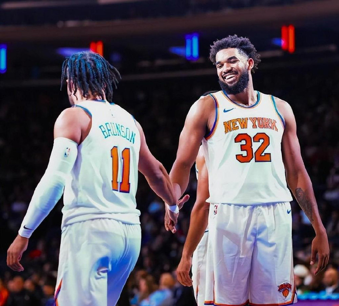 尼克斯完胜广东队，塔图姆扛起全队